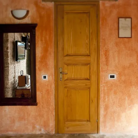 Gostinjska kuća House Parun 3*